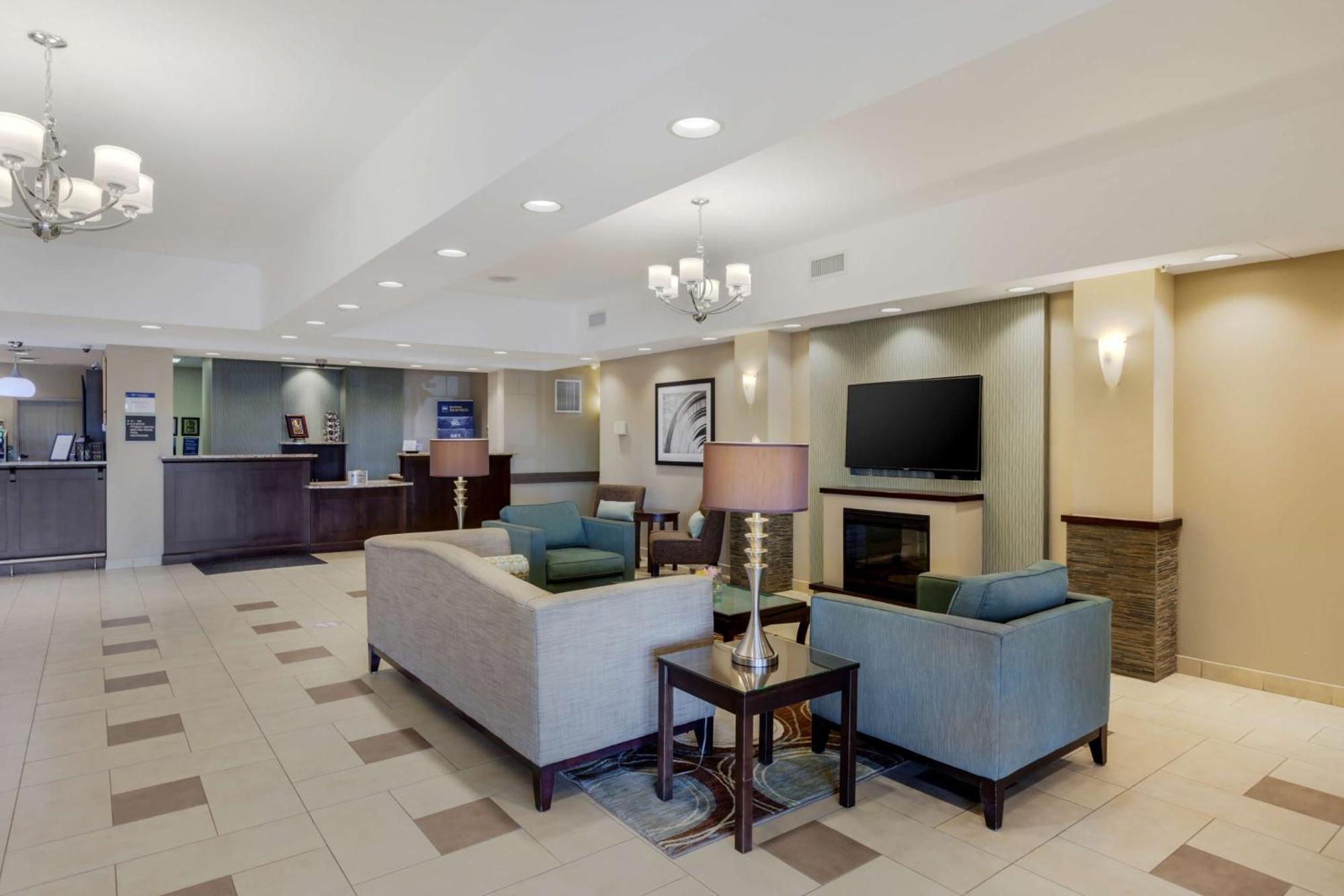 Best Western Plus Walkerton Hotel & Conference Centre Exterior foto